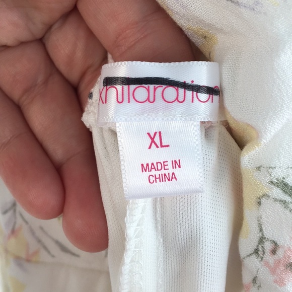 Target | Lace-Up Back Wrap Dress - Floral Print - Picture 7 of 8